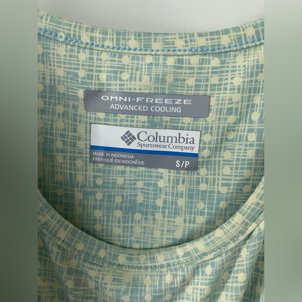 Columbia Omni-Freeze Women's Midi Dress in Light Green Pale Yellow